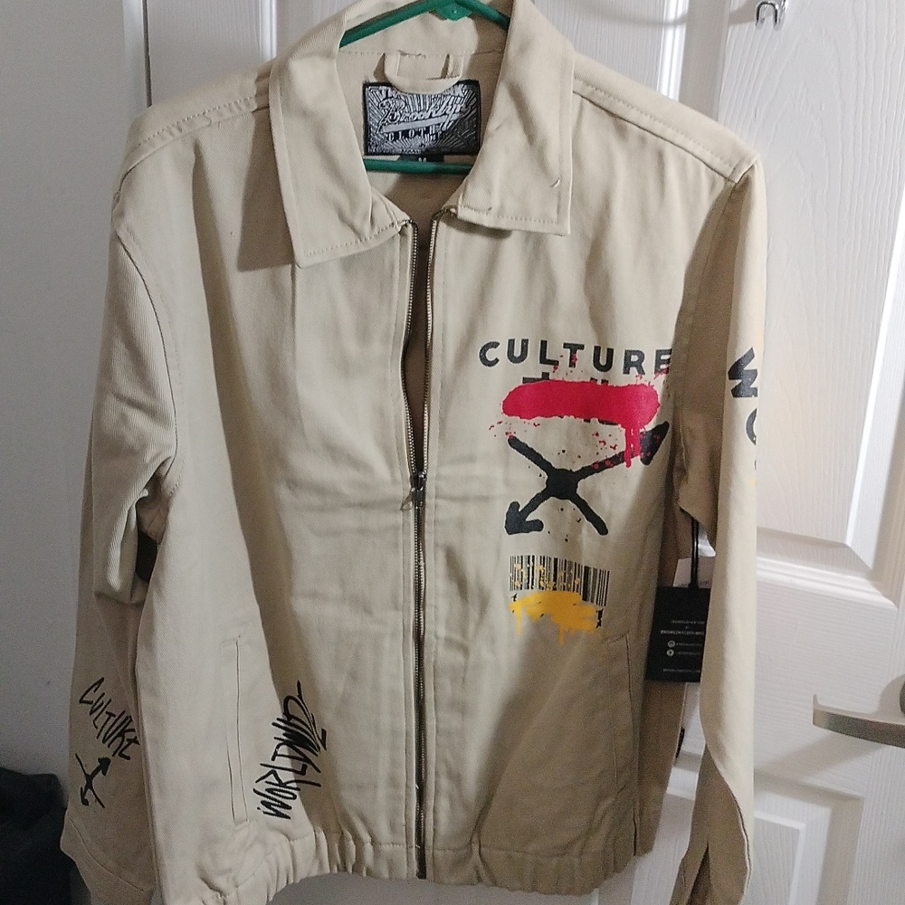 Mens jean jacket Sz Med Tan color NWT